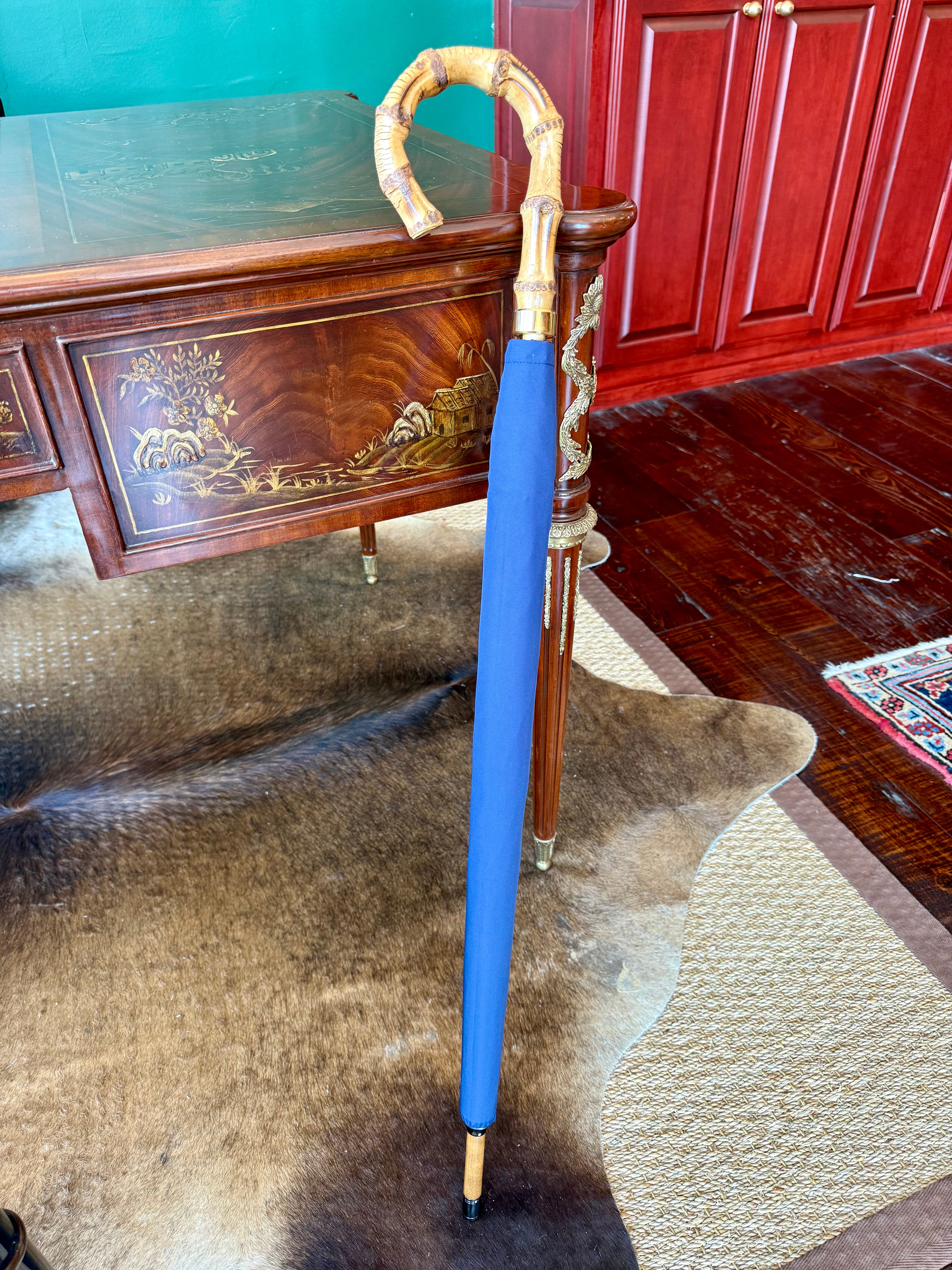 Traditional English umbrella by Fox Umbrellas, Ltd. for Waring Tuxedos in Fort Worth, Texas.