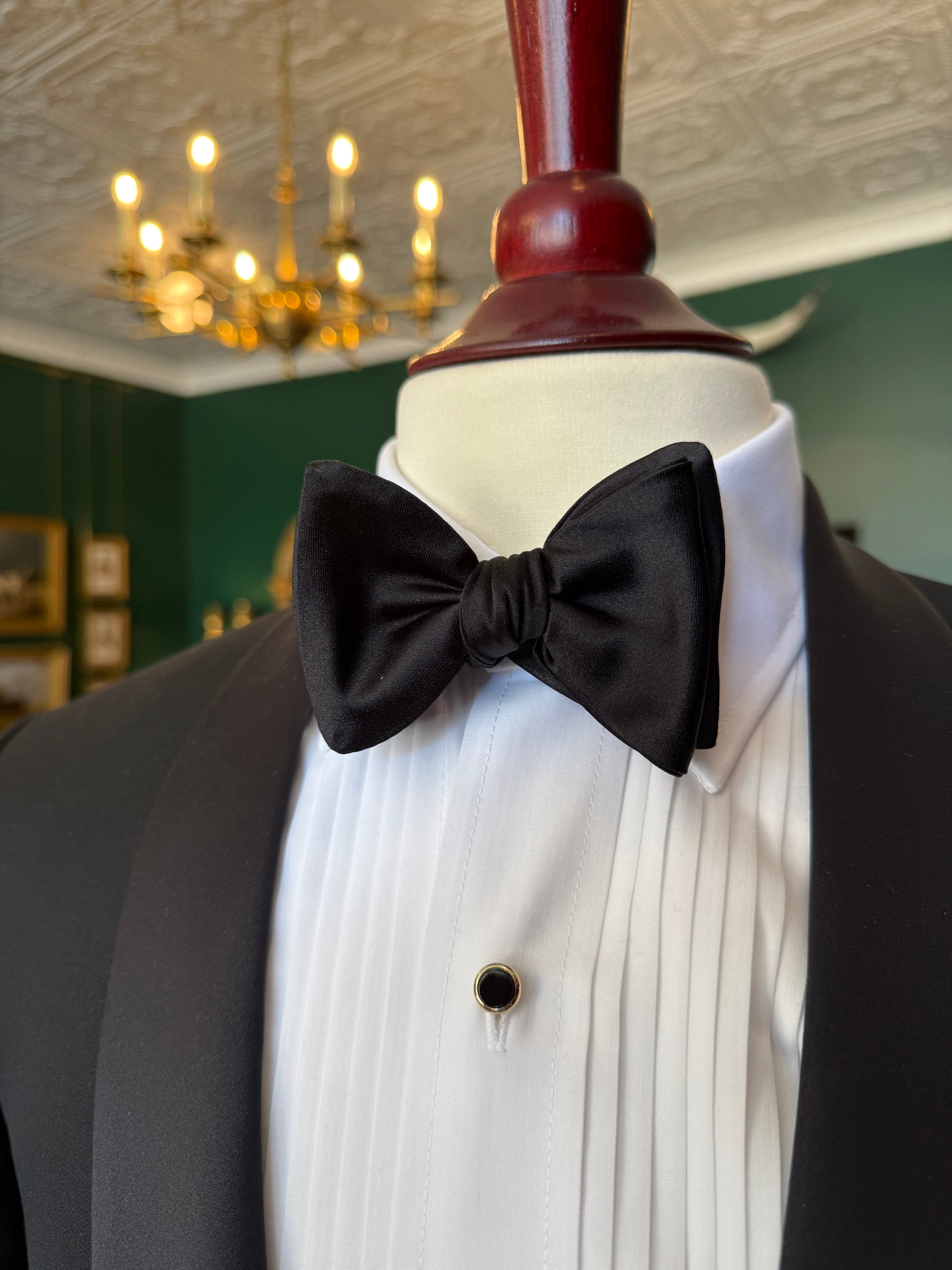 Waring Collection Black Silk Bow Tie at Waring Tuxedos in Fort Worth